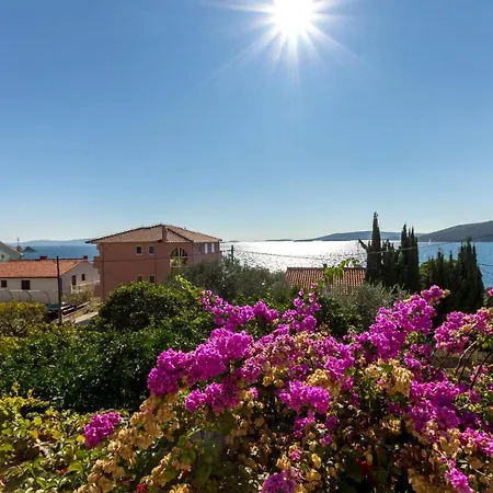 Apartament By The Sea Seget Vranjica, Trogir - 5964 Seget Vranjica